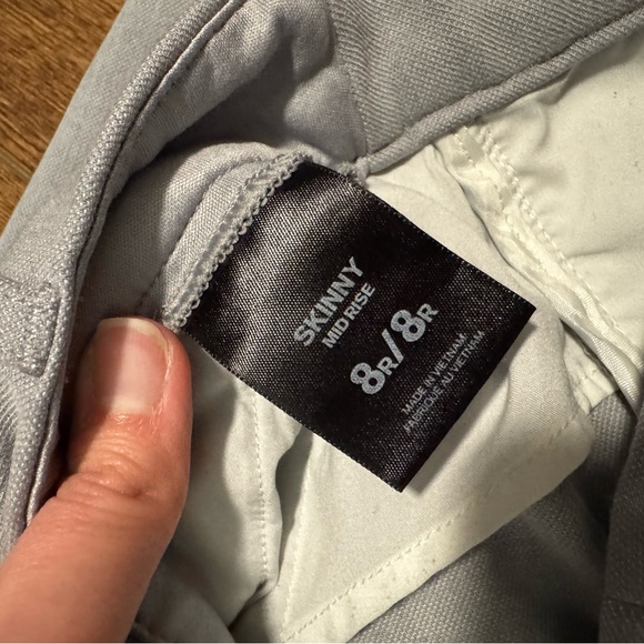 Express Pants Women's 8 Light Gray Skinny Mid Rise Business Professional - Picture 5 of 6